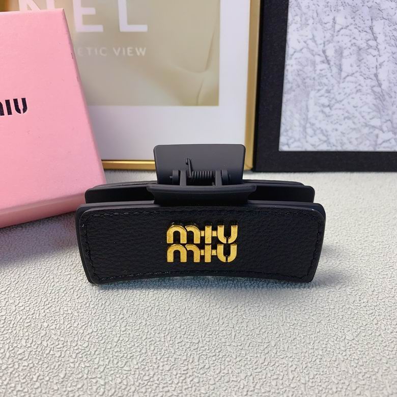 MiuMiu Hair Grab Clip  (7)